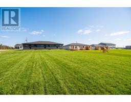 102 Trenton Drive thumbnail 4