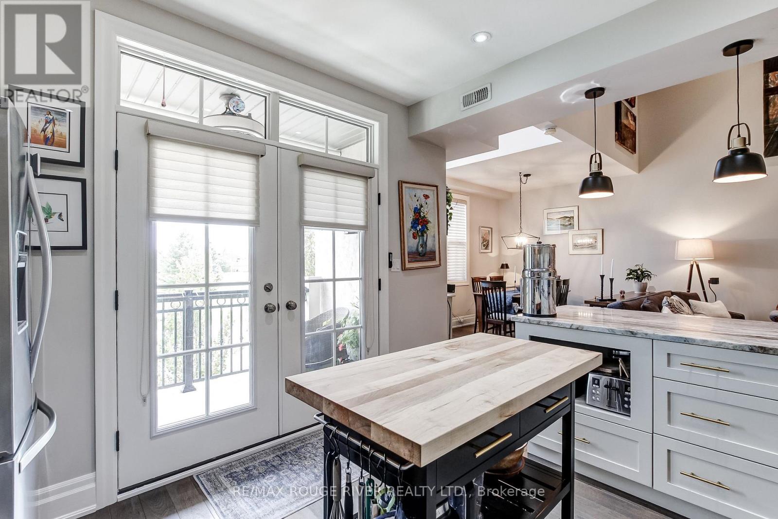#17 17 ST. ANDREWS LANE S - 23