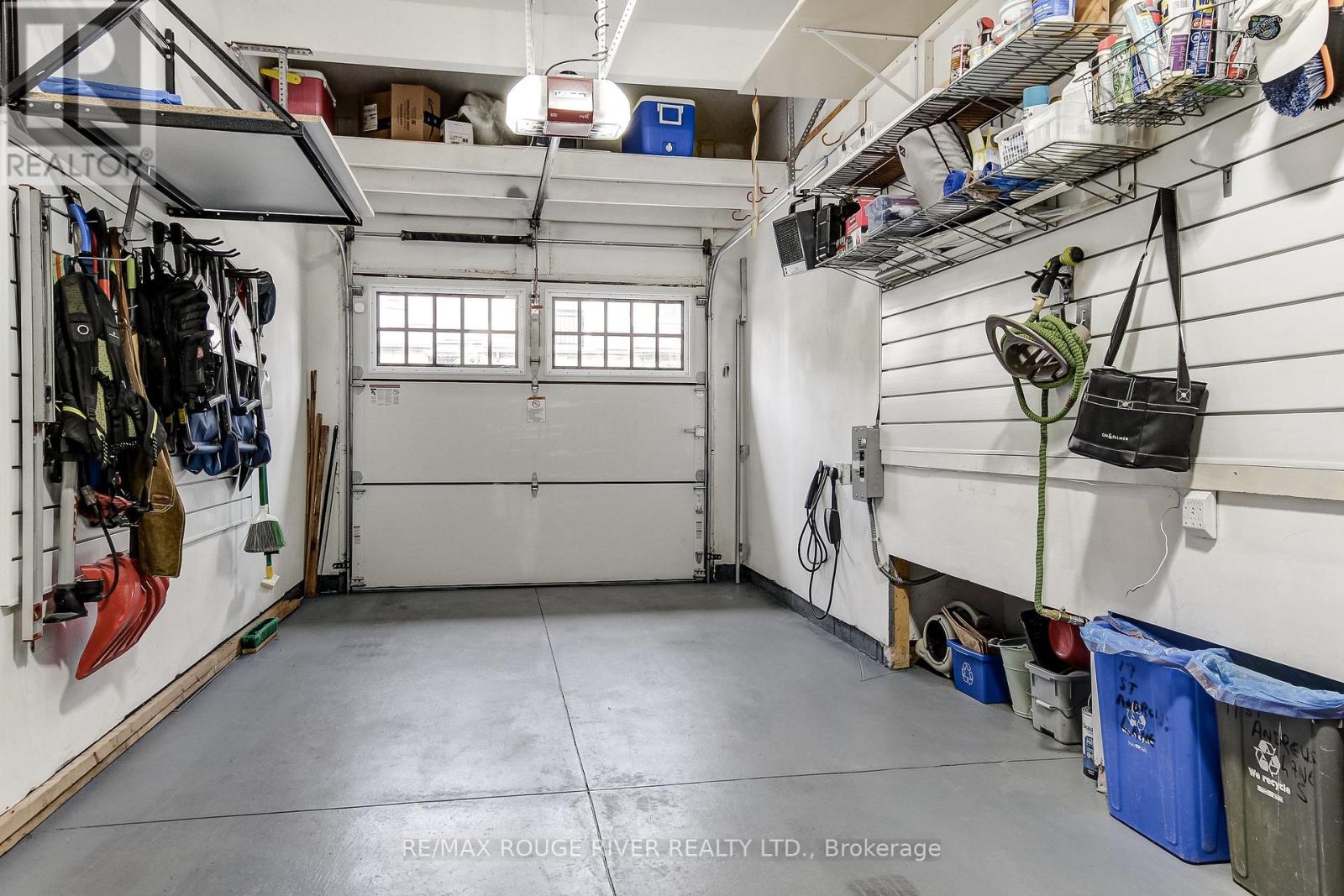 #17 17 ST. ANDREWS LANE S - 48