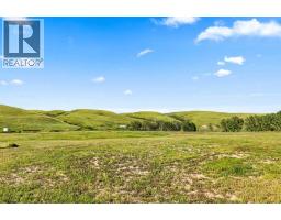 8 Diamond Valley Close, Carbon, AB T0M0L0 Photo 33