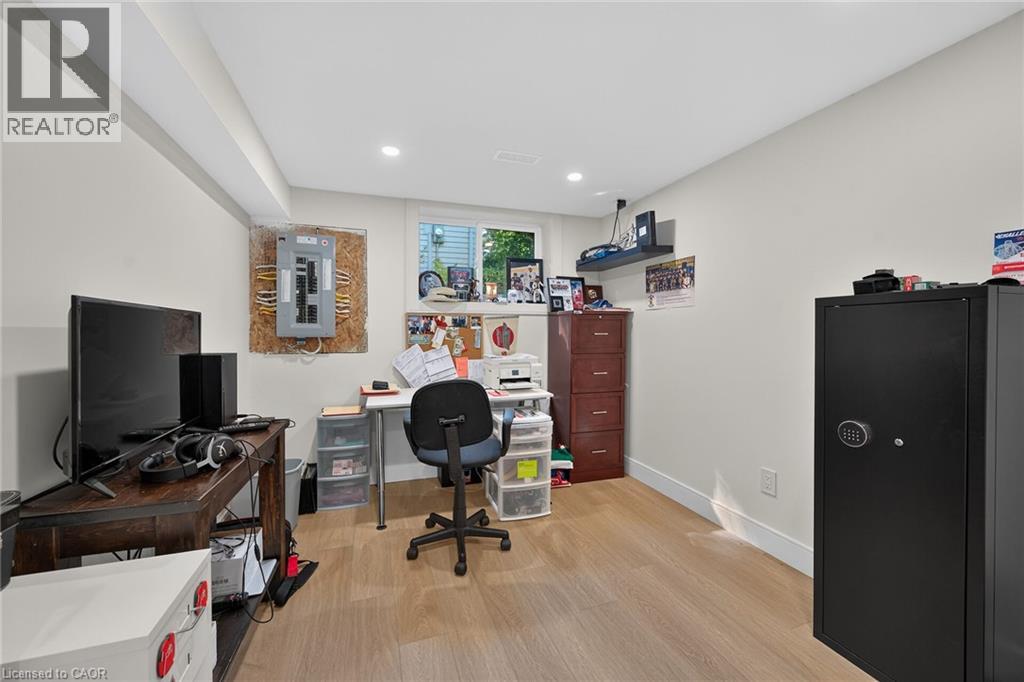 491 Anson Drive — photo 37