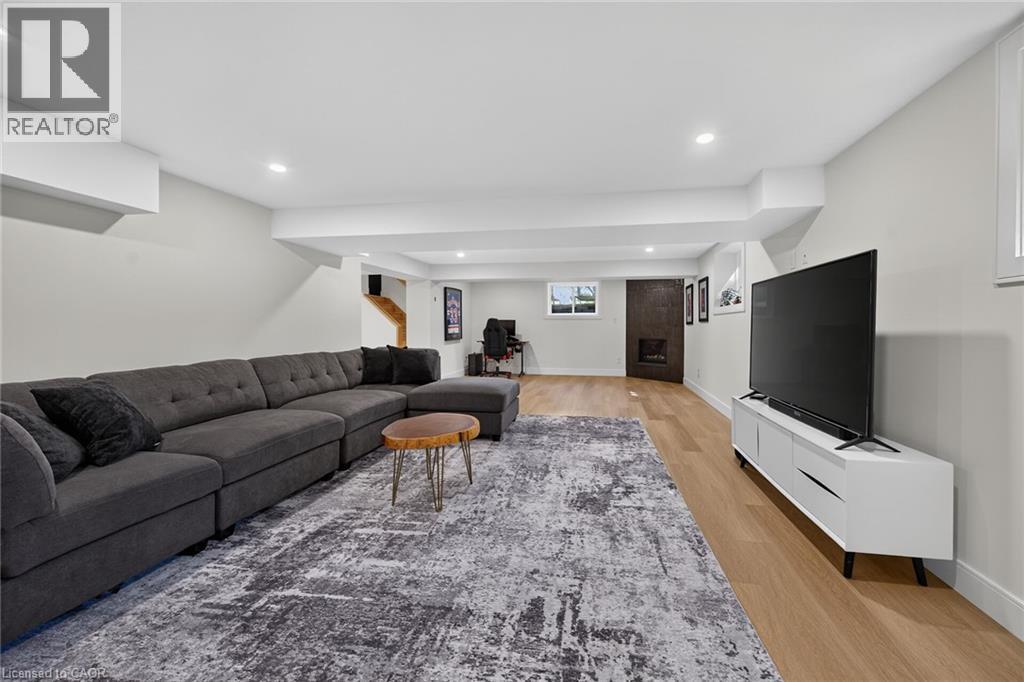 491 Anson Drive — photo 32