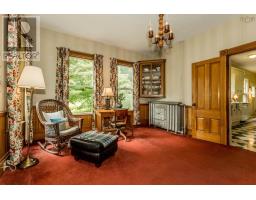 Family room - 1330 Belcher Street, Port Williams, NS B0P1T0 Photo 8