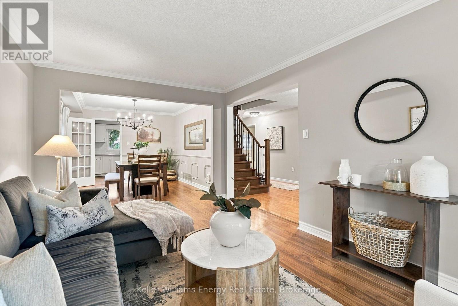 123 Erickson Drive, Whitby, ON photo 19