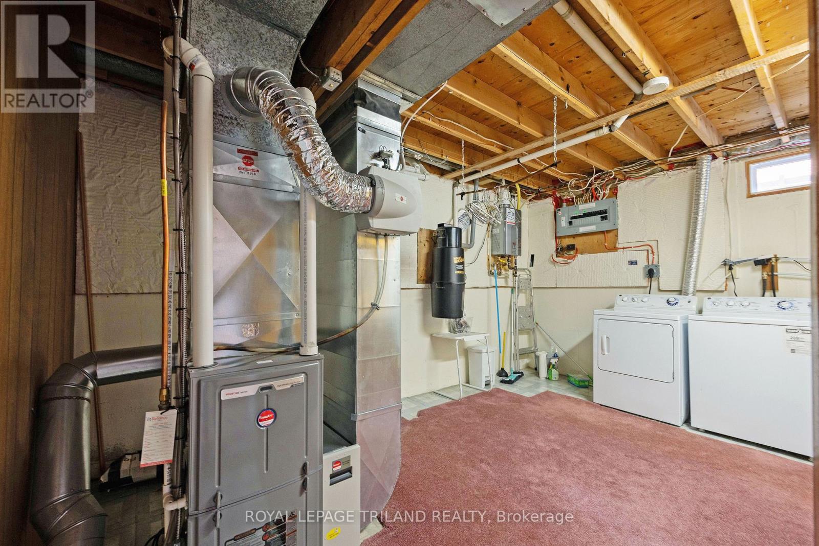 16 SPARTA STREET - Image 28