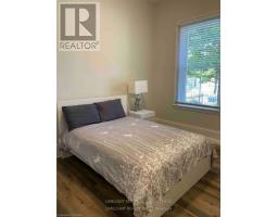 Laundry room - 615 Talbot Street, London East, ON N6A2T4 Photo 8