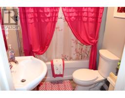 6 Hillview Avenue thumbnail 14