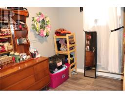 6 Hillview Avenue thumbnail 15