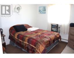 6 Hillview Avenue thumbnail 6