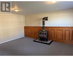 10 Dove Crescent thumbnail 16