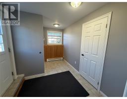 10 Dove Crescent thumbnail 22