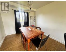 79 Bowater Drive thumbnail 5