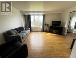 79 Bowater Drive thumbnail 6