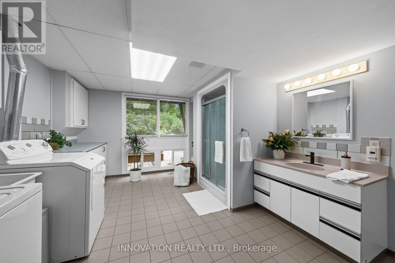 108 GLENNVIEW PLACE photo 41