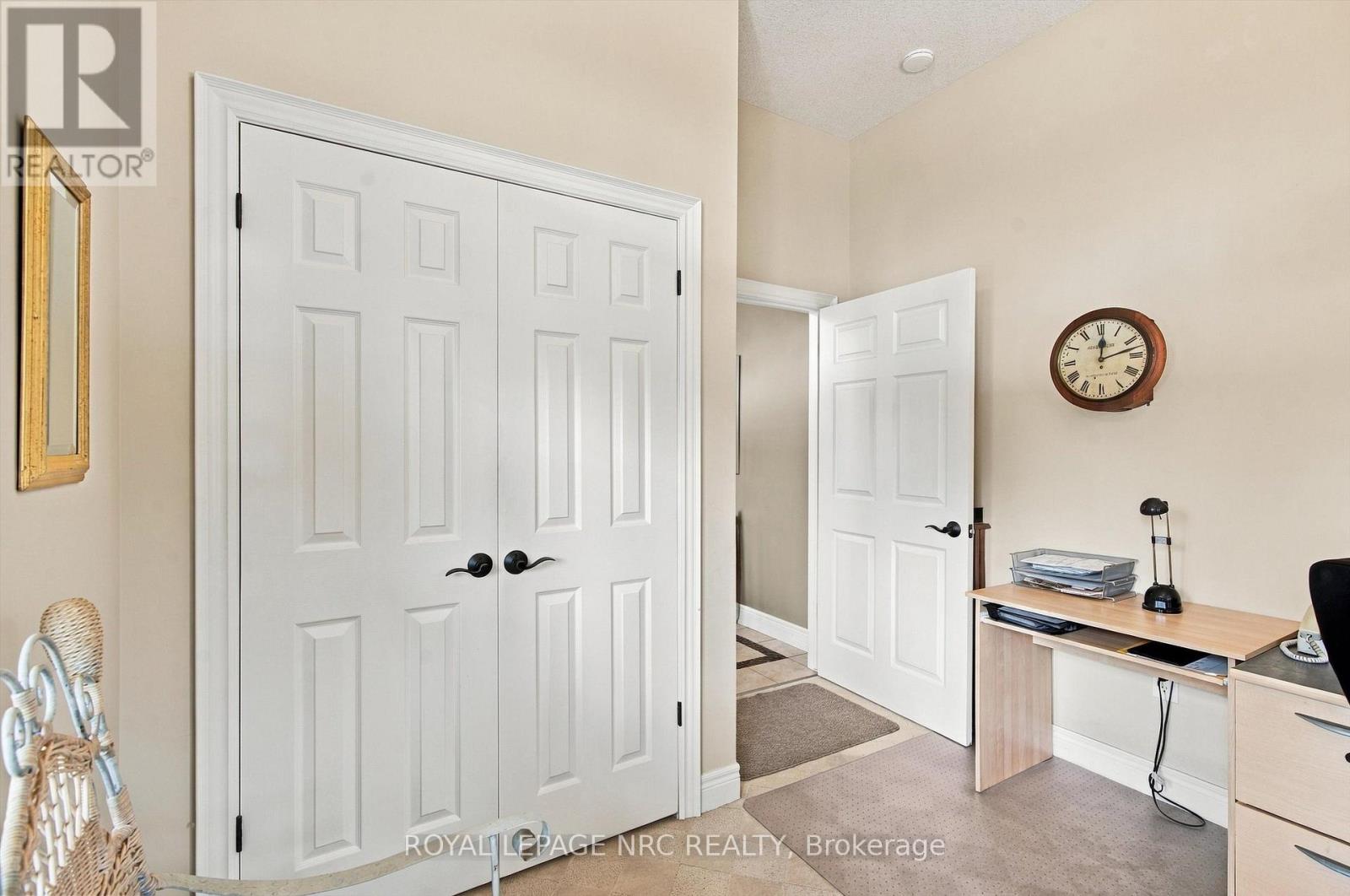 #8 3232 MONTROSE ROAD - Image 21
