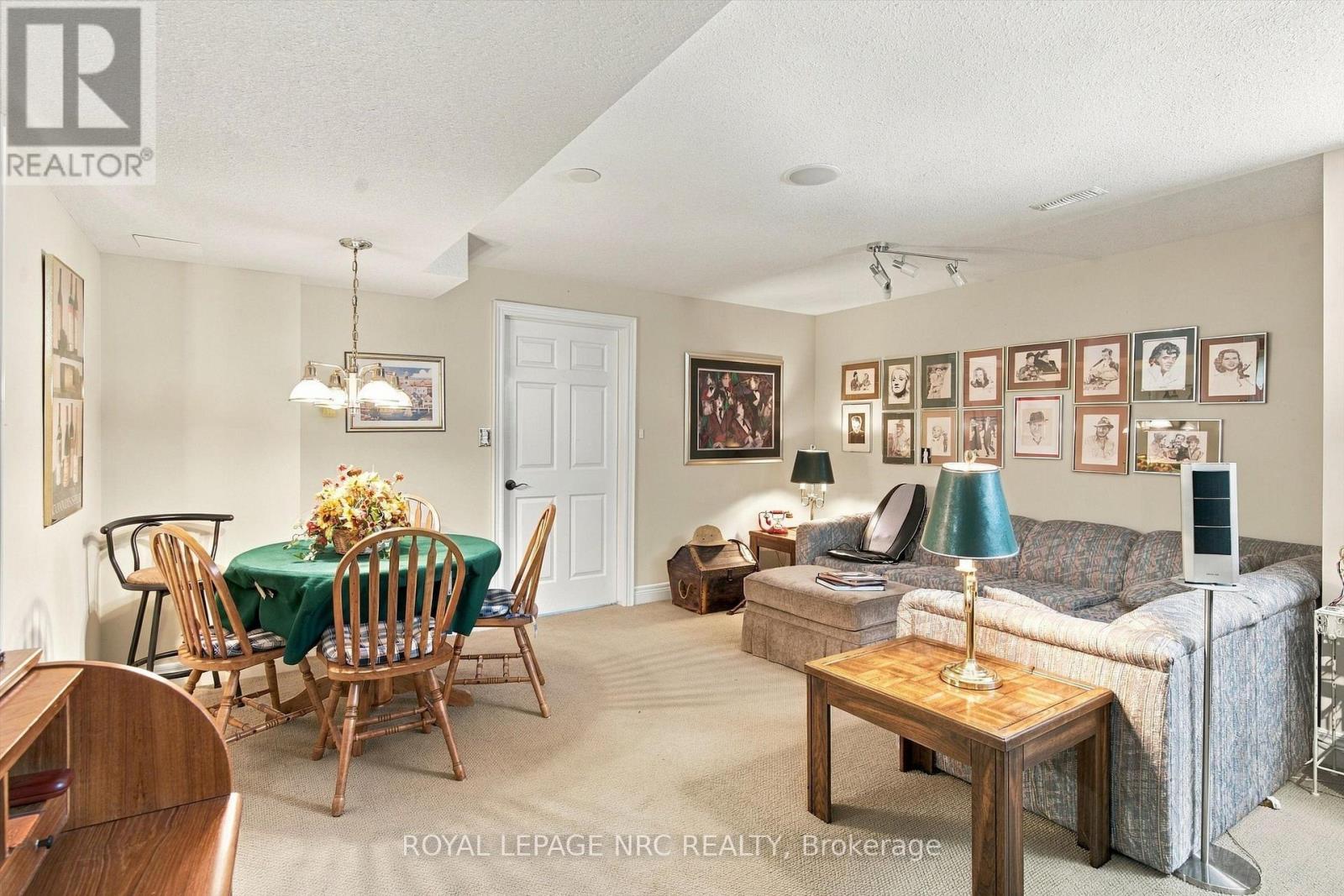 #8 3232 MONTROSE ROAD - Image 28