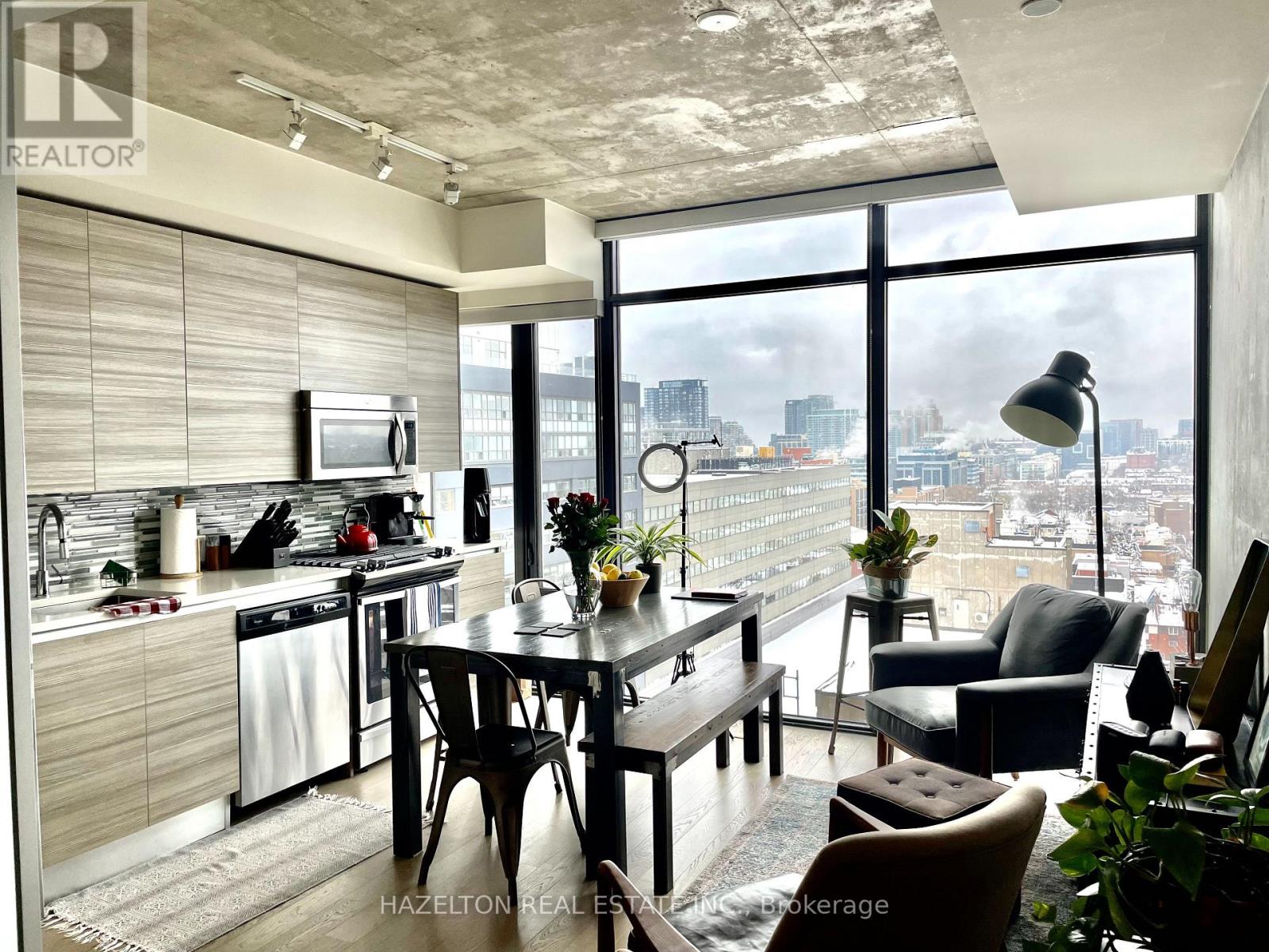 Photo of 111 Bathurst Street