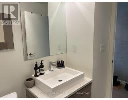 1404 - 111 Bathurst Street, Toronto, ON M5V2R1 Photo 20