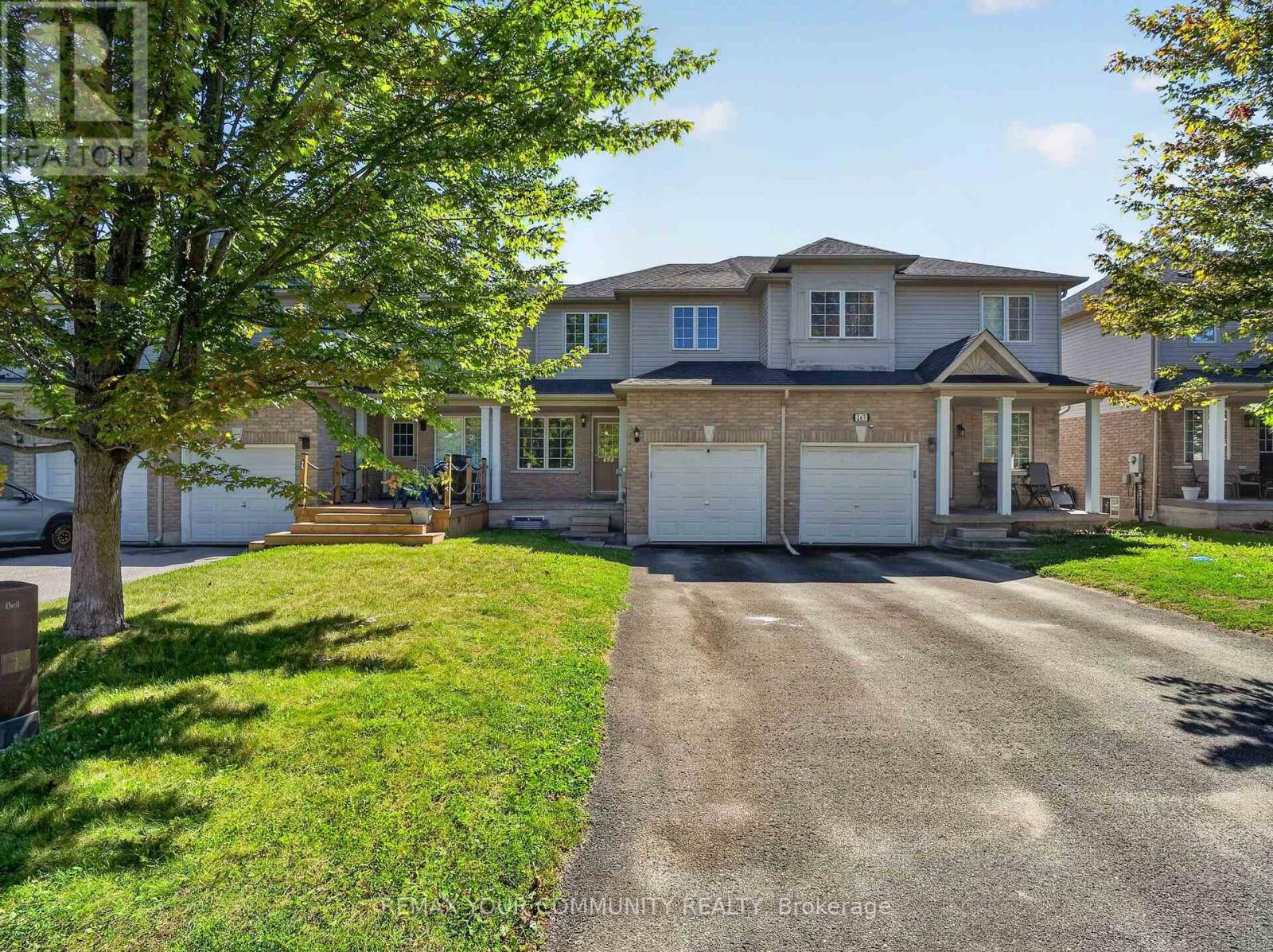 265 Sprucewood Crescent, Clarington, ON photo 4