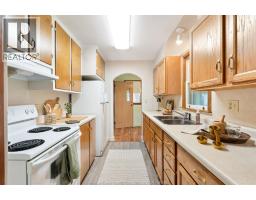 147 County Road 27, Cottam, ON N0R1B0 Photo 16