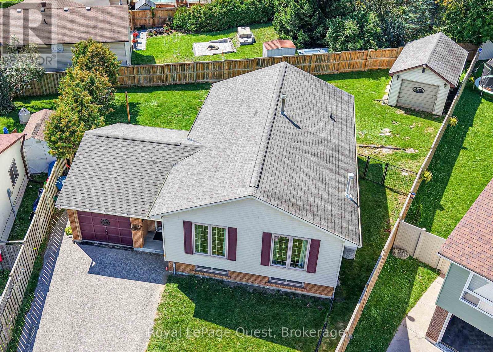 4 Kehoe Court, Orillia, Ontario, L3V7B5, Orillia, Ontario — photo 2 of 5