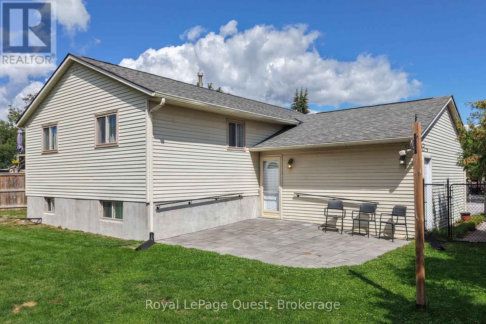 4 Kehoe Court, Orillia, Ontario, L3V7B5, Orillia, Ontario — photo 3 of 5
