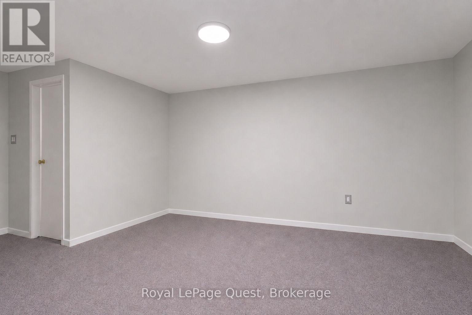 4 KEHOE COURT - 35