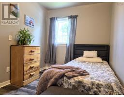 16 Copp Avenue, Amherst, NS B4H2T4 Photo 11
