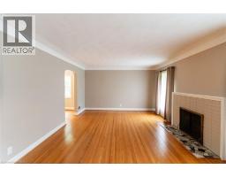 30 Proctor Avenue, Brantford, ON N3S3E7 Photo 14
