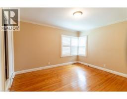 Dining room - 30 Proctor Avenue, Brantford, ON N3S3E7 Photo 8