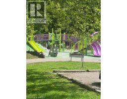 30 Proctor Avenue, Brantford, ON N3S3E7 Photo 49
