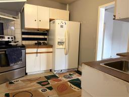 443 Martin Avenue, Winnipeg, MB R2L0C2 Photo 8