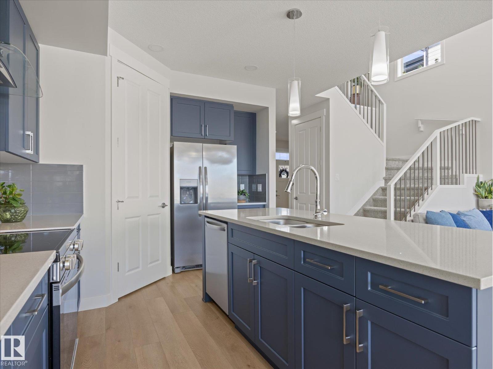 431 30 Av NW, Maple Crest — photo 15 of 30