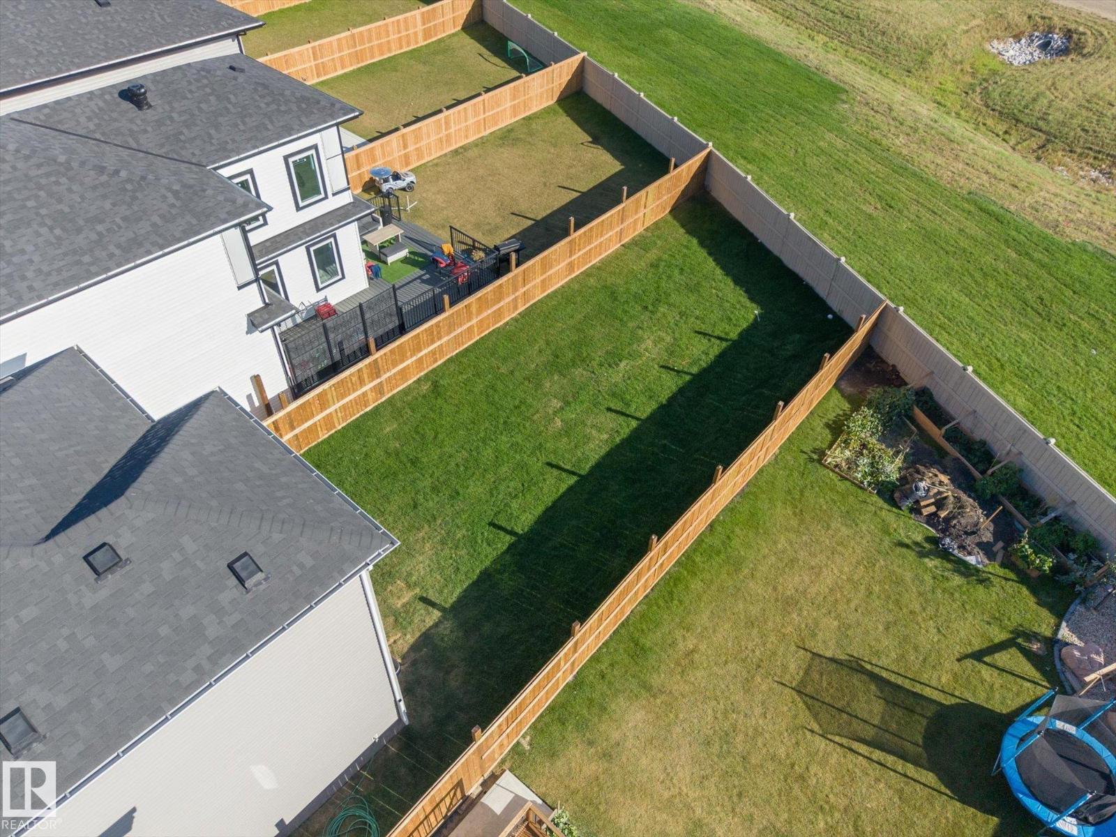 431 30 Av NW, Maple Crest — photo 6 of 30