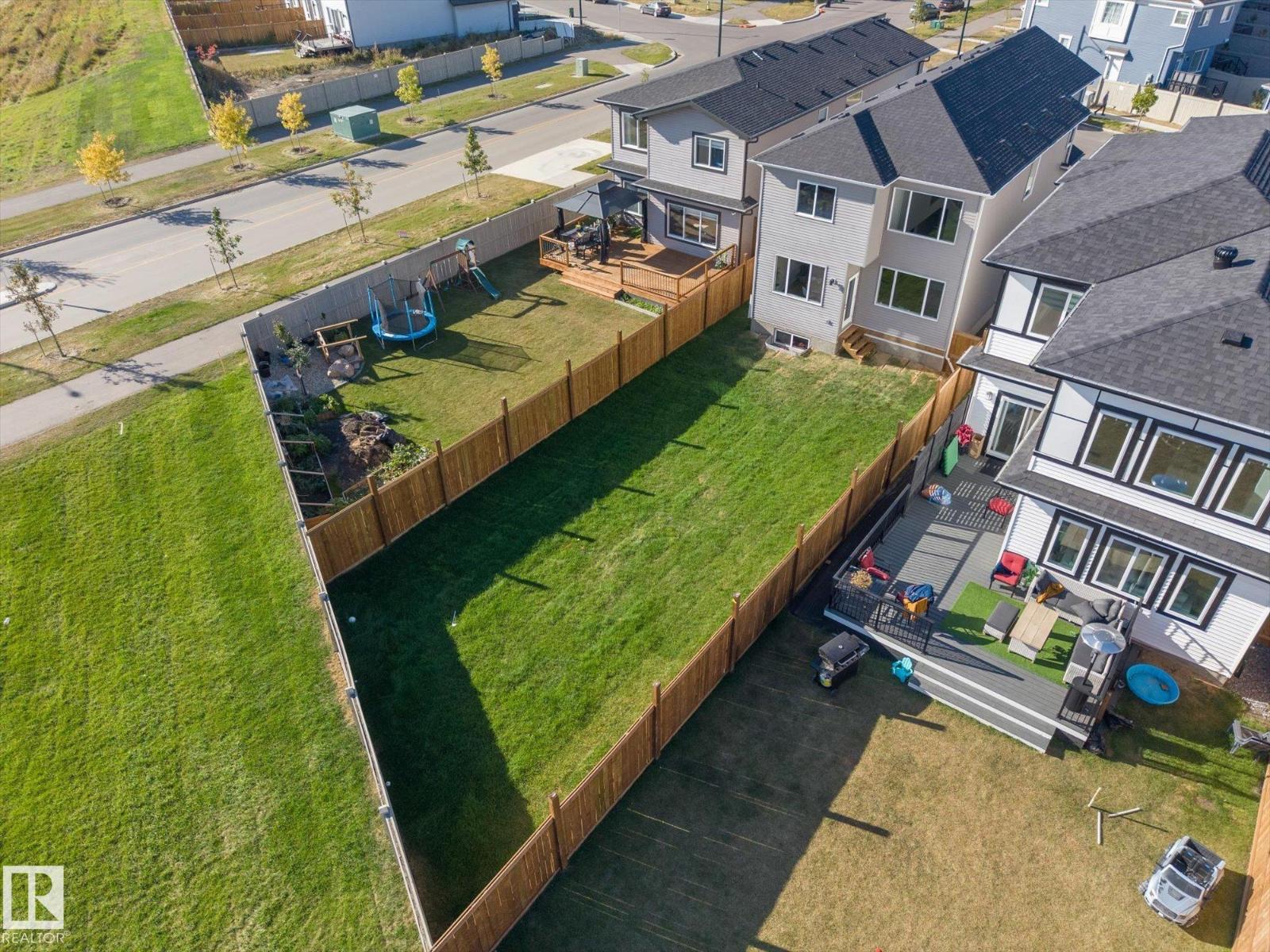 431 30 Av NW, Maple Crest — photo 7 of 30