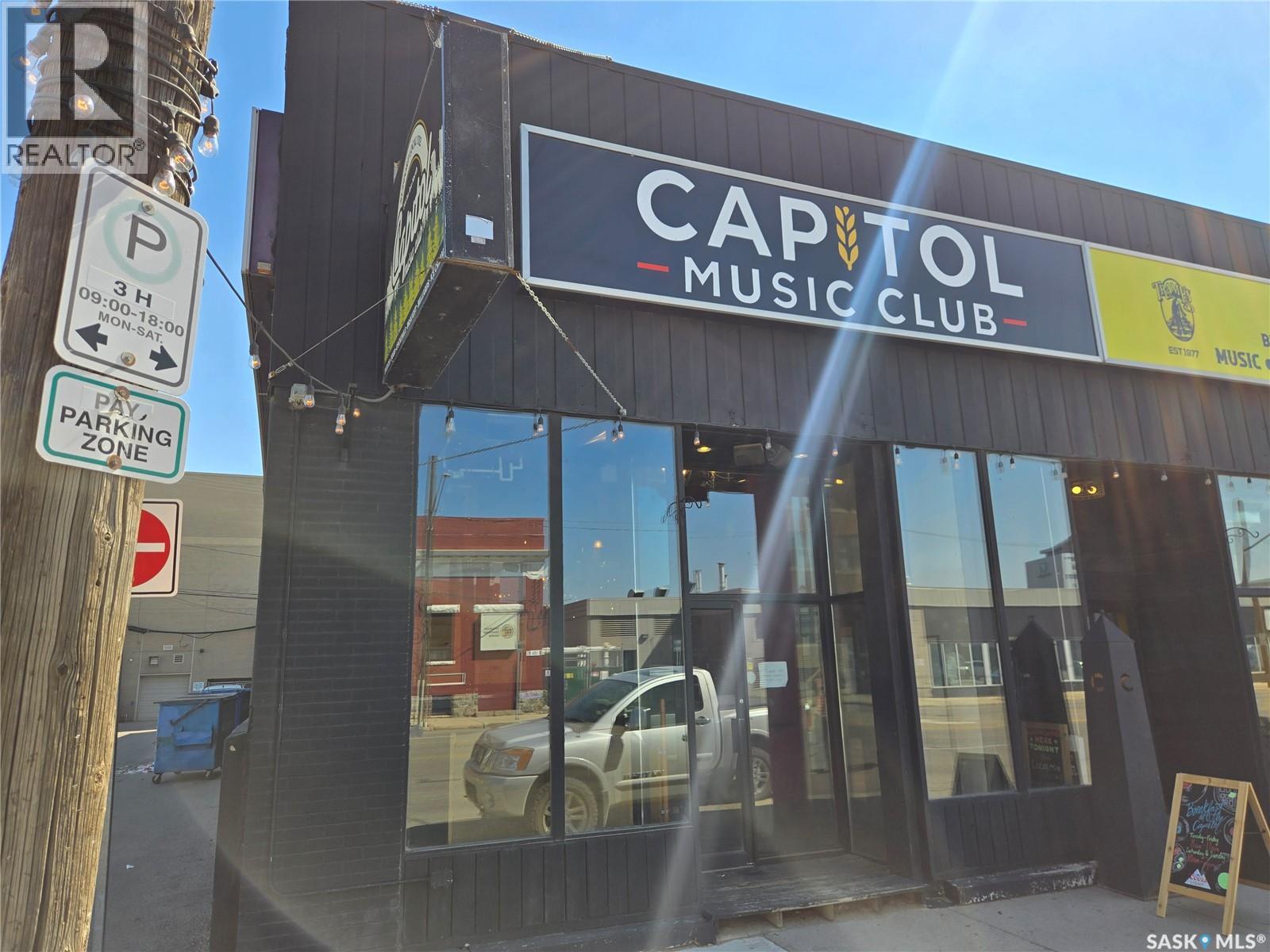 244 1st AVENUE N, Saskatoon — photo 3