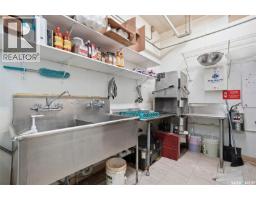 244 1st Avenue N, Saskatoon, SK S7K1X1 Photo 38