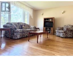 39 Dawson Drive thumbnail 5
