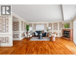 Family room/Fireplace - 99 Robson Road Unit# 601, Leamington, ON N8H2M8 Photo 9