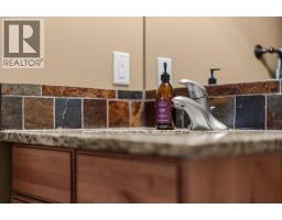 2, 722 3rd Street, Canmore, AB T1W2J6 Photo 20