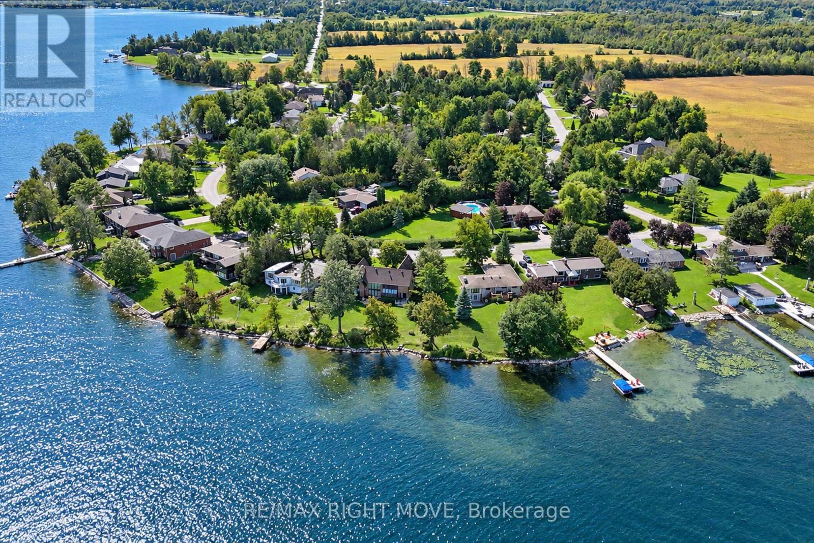 2199 THOMSON CRESCENT - 46