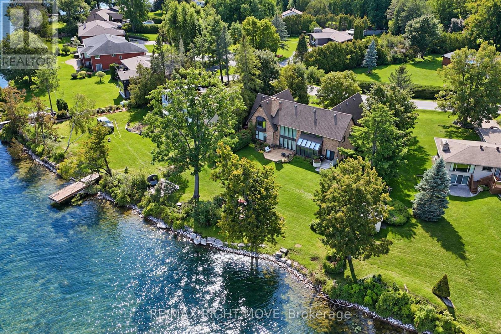 2199 THOMSON CRESCENT - 47
