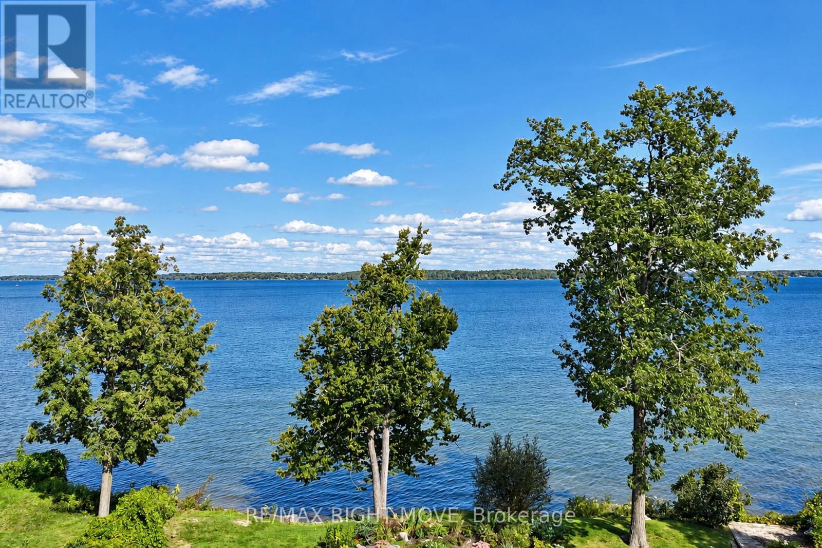 2199 THOMSON CRESCENT - 45