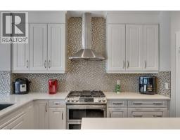 Bedroom - 105 Sandpiper Point, Chestermere, AB T1X0V5 Photo 9