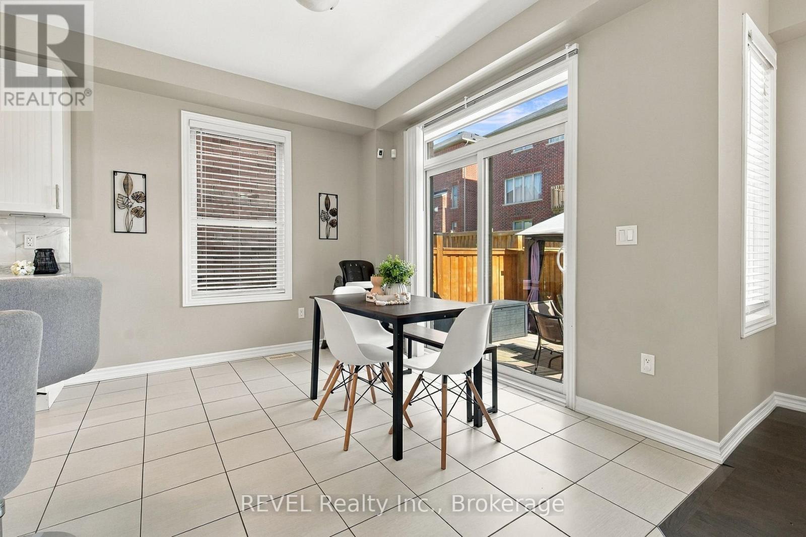 1901 Don White Court, Oshawa, ON photo 12