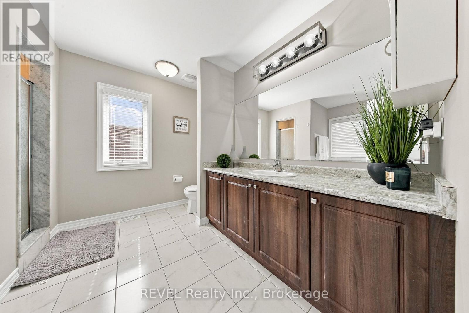 1901 Don White Court, Oshawa, ON photo 26