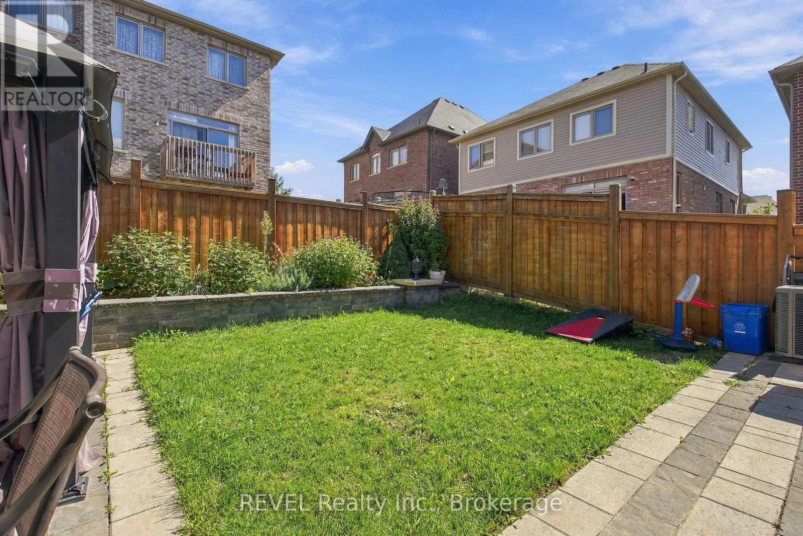 1901 Don White Court, Oshawa, ON photo 30