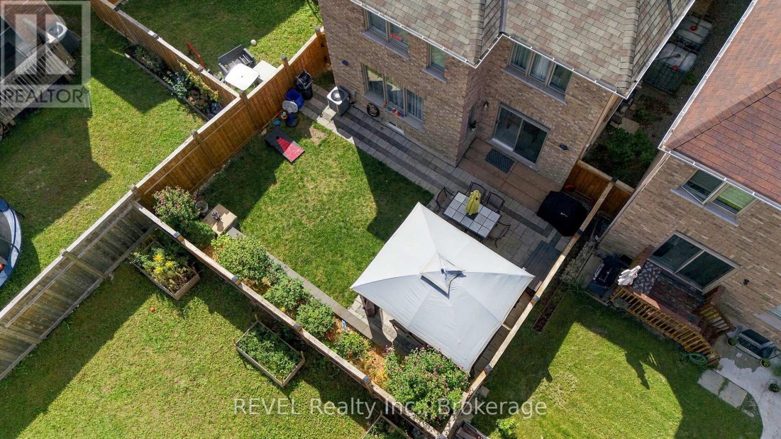 1901 Don White Court, Oshawa, ON photo 35