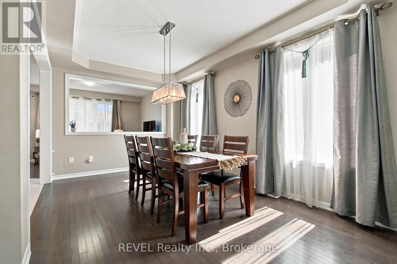 1901 Don White Court, Oshawa, ON photo 8