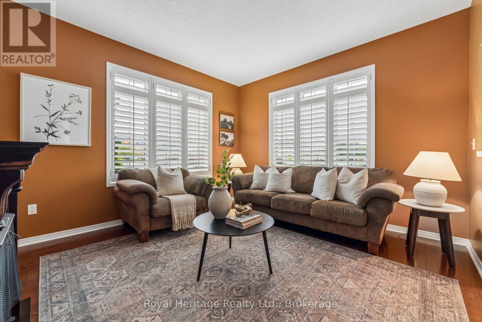 52 MCCORKELL Street, Clarington, ON photo 10
